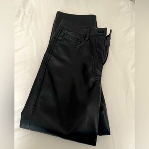 Aritzia Melina Size 4 Cropped Leather Pants. Tags cut but never worn!!